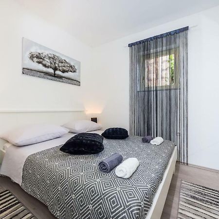 Apartman Nino 诺维格勒达尔马提亚 外观 照片