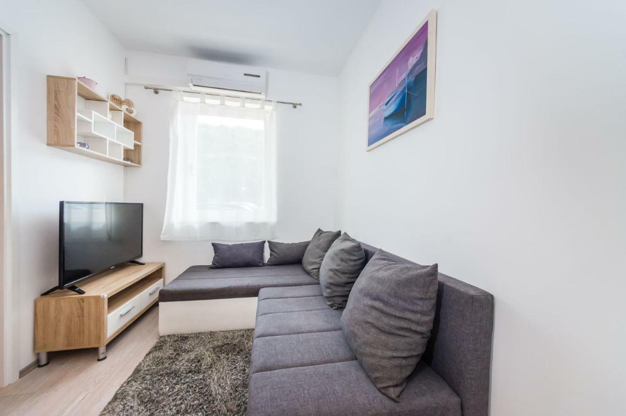 Apartman Nino 诺维格勒达尔马提亚 外观 照片